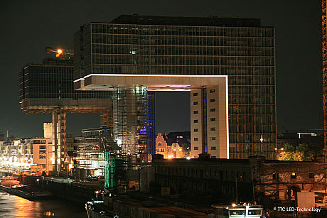 Crane House, Cologne; LED Spacelight